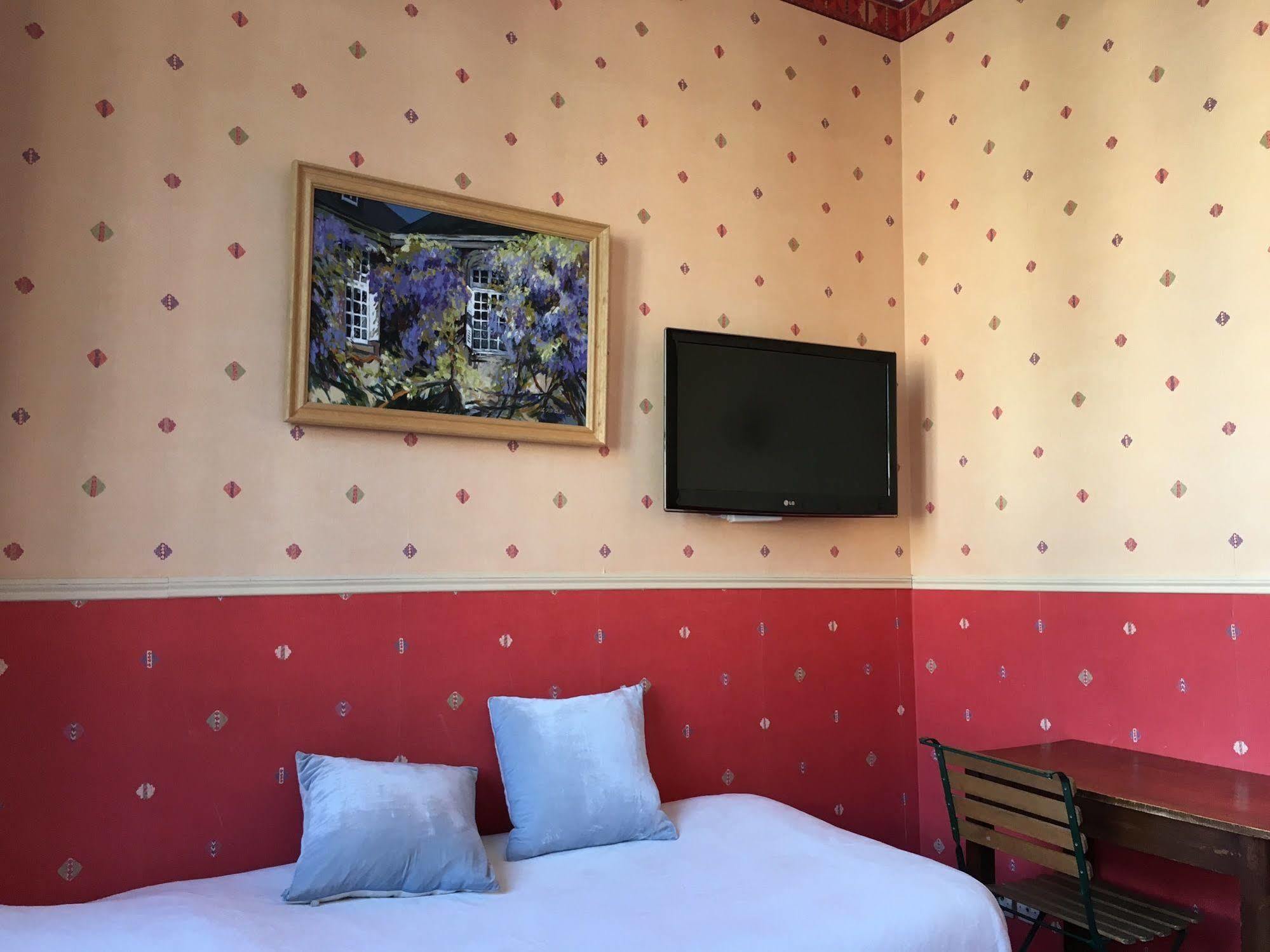 Hotel Des Carmes - รูออง ภายนอก รูปภาพ